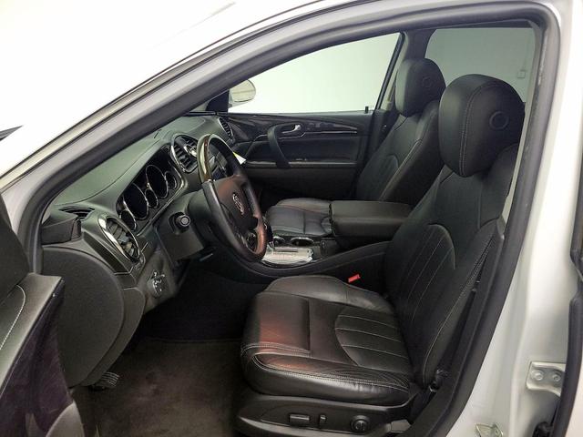Photo of 2016 White Buick Enclave