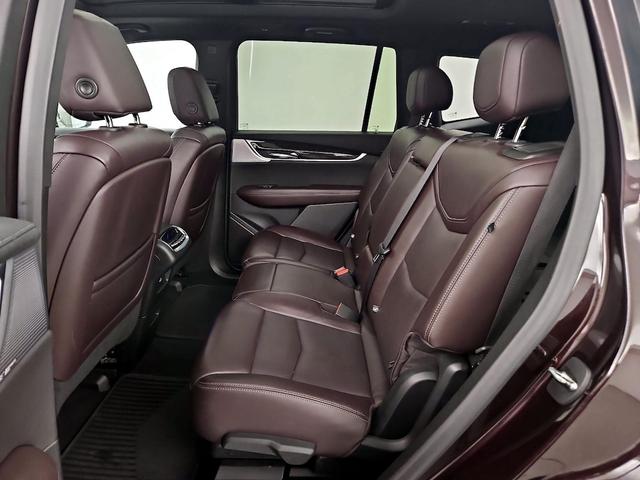Photo of 2020 Brown Cadillac XT6