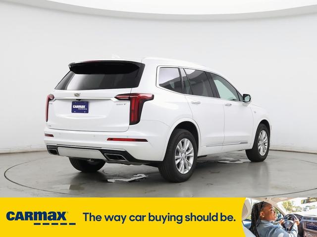 Photo of 2023 White Cadillac XT6