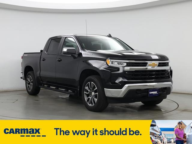 Photo of 2022 Black Chevrolet Silverado 1500