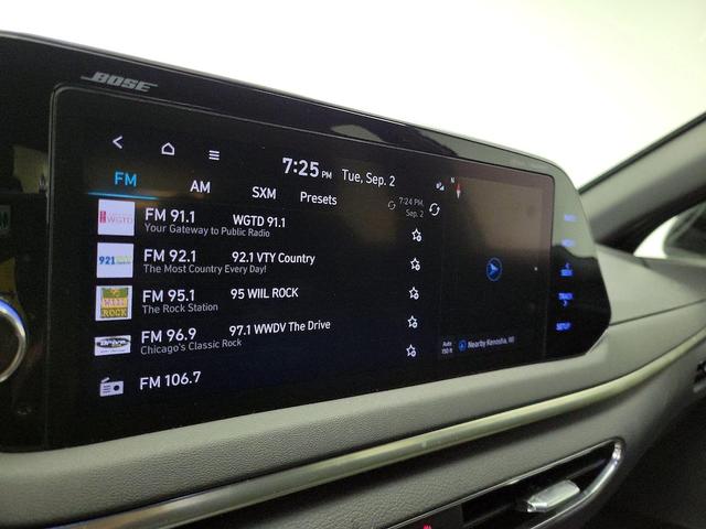 Photo of 2023 Silver Hyundai SONATA