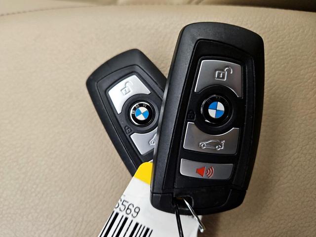 Photo of 2015 White BMW X3