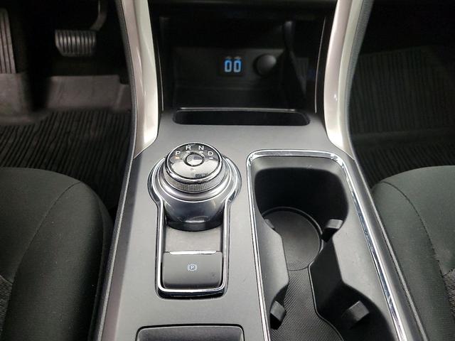 Photo of 2019 Silver Ford Fusion Hybrid