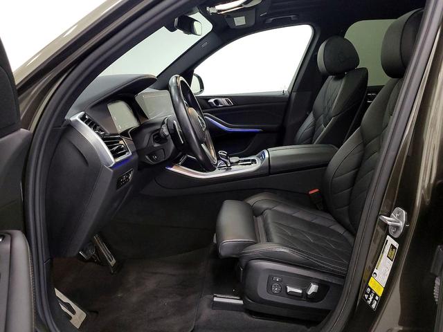 Photo of 2023 Green BMW X5