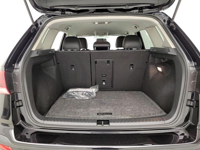 Photo of 2022 Black Volkswagen Taos