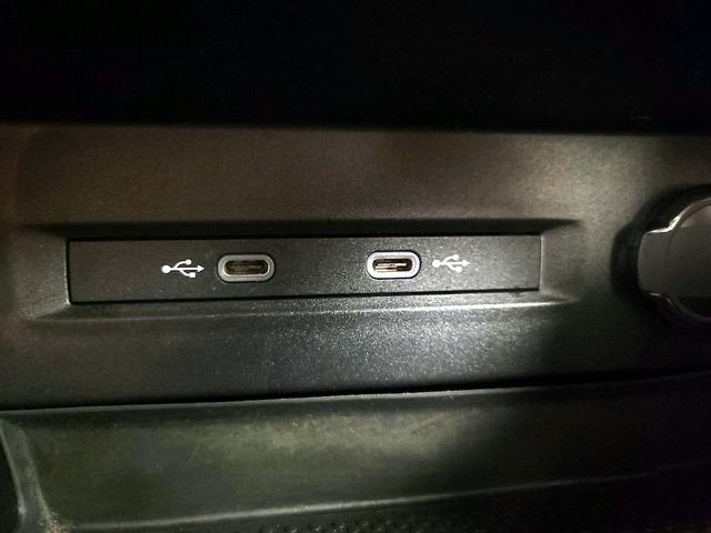 Photo of 2022 Black Volkswagen Taos