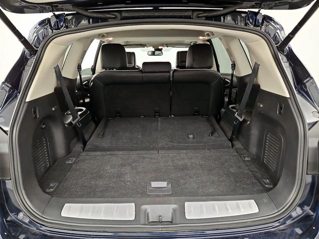 Photo of 2018 Blue INFINITI QX60
