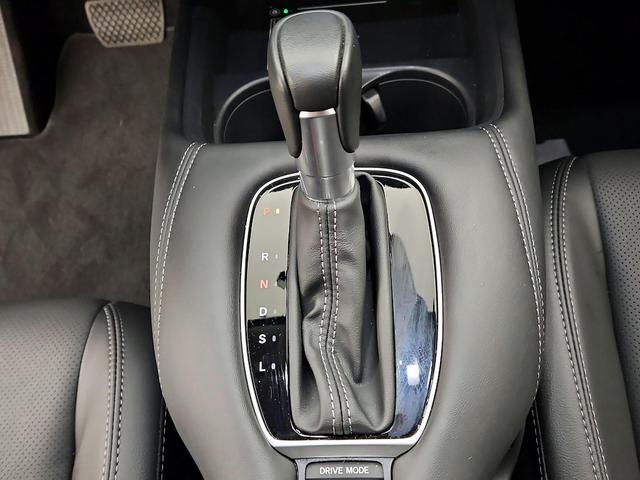 Photo of 2025 Gray Honda HR-V