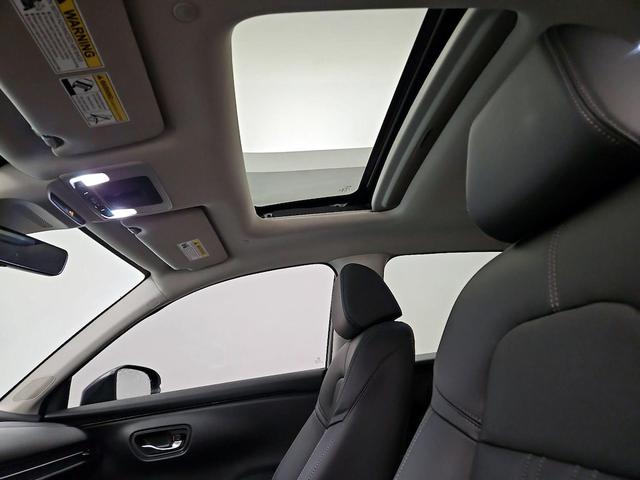 Photo of 2025 Gray Honda HR-V