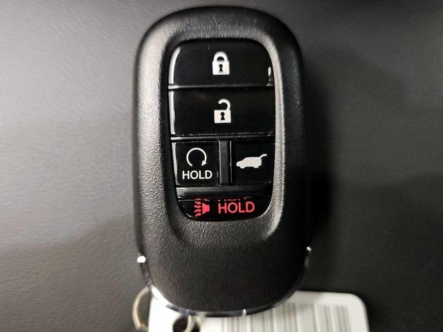 Photo of 2025 Gray Honda HR-V