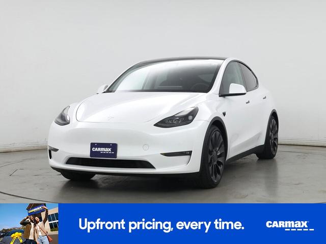 Photo of 2022 White Tesla Model Y