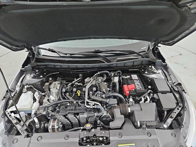 Photo of 2022 Gray Nissan Altima