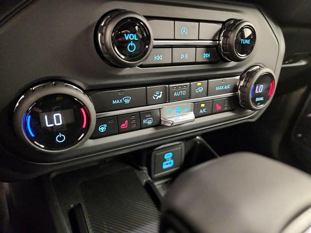 Photo of 2025 Black Ford Bronco