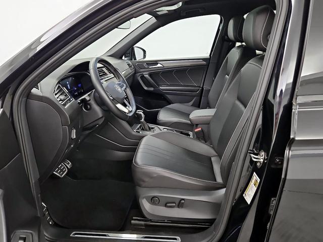 Photo of 2023 Black Volkswagen Tiguan