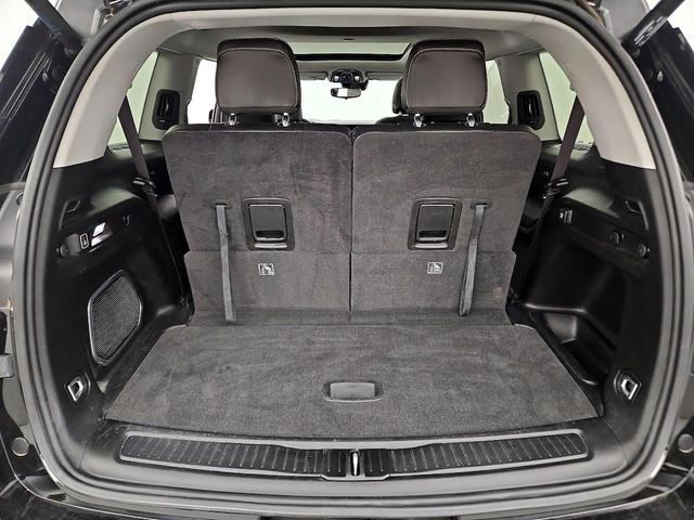 Photo of 2022 Black Jeep Grand Cherokee L