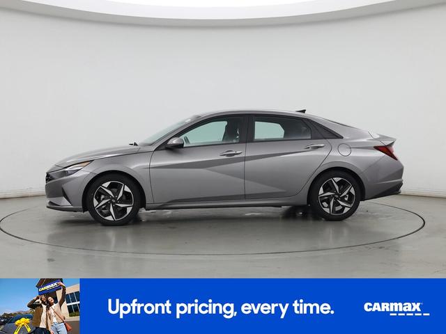 Photo of 2023 Gray Hyundai ELANTRA