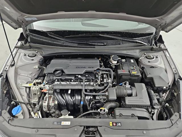 Photo of 2023 Gray Hyundai ELANTRA