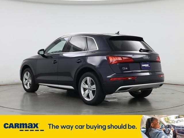 Photo of 2019 Blue Audi Q5