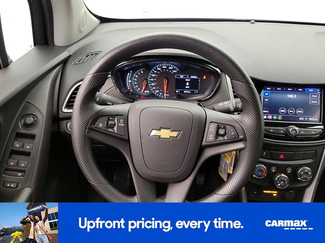 Photo of 2020 Gray Chevrolet Trax