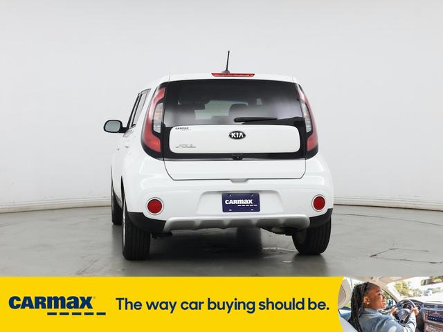 Photo of 2018 White Kia Soul