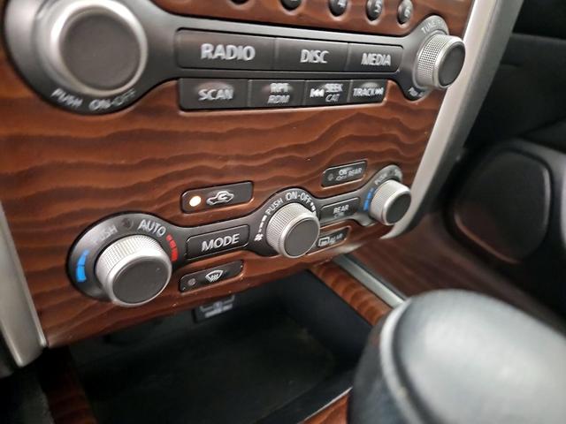 Photo of 2019 Black Nissan Pathfinder