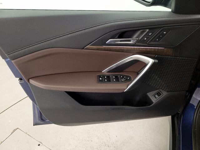 Photo of 2024 Blue BMW X1
