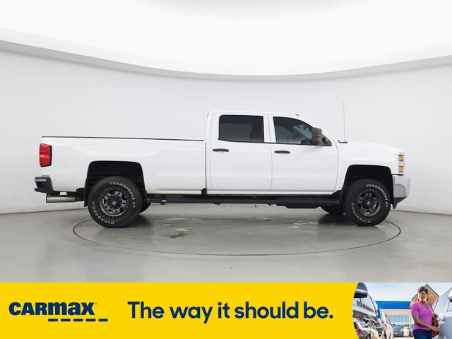 Photo of 2019 White Chevrolet Silverado 3500