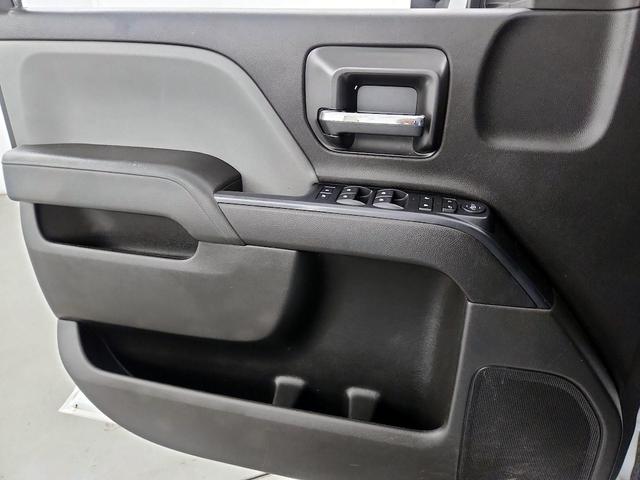 Photo of 2019 White Chevrolet Silverado 3500