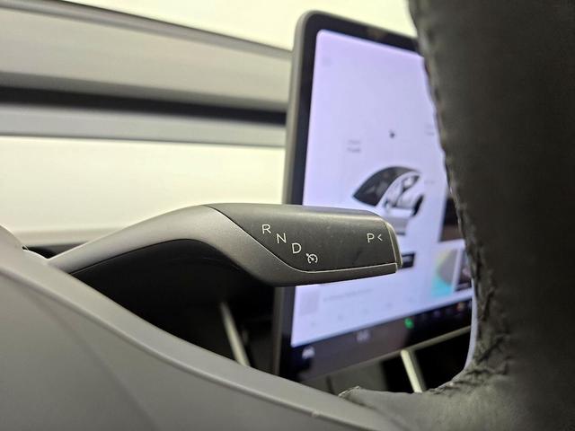 Photo of 2020 White Tesla Model Y