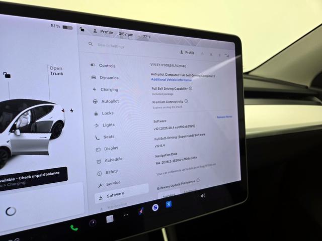 Photo of 2020 White Tesla Model Y