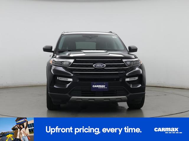 Photo of 2021 Black Ford Explorer