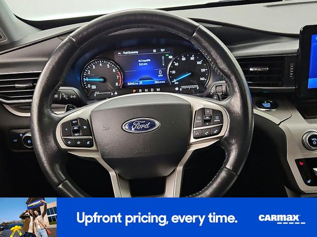 Photo of 2021 Black Ford Explorer