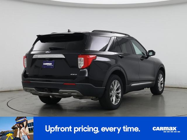 Photo of 2021 Black Ford Explorer