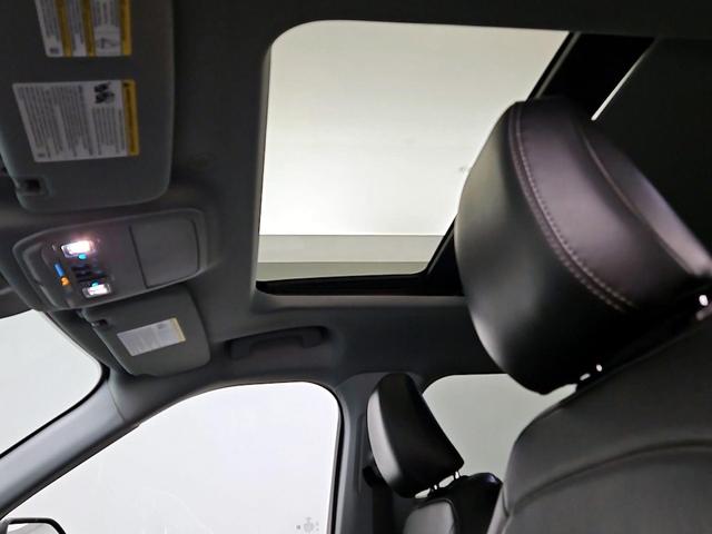 Photo of 2021 Black Ford Explorer