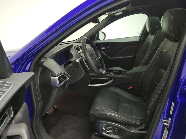 Photo of 2019 Blue Jaguar F-PACE