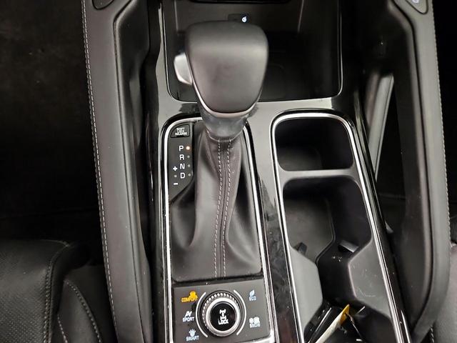 Photo of 2022 Black Kia Telluride