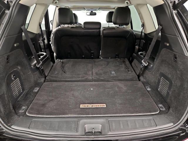 Photo of 2020 Black Nissan Pathfinder