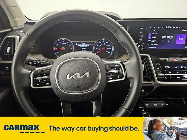Photo of 2022 Gray Kia Sorento