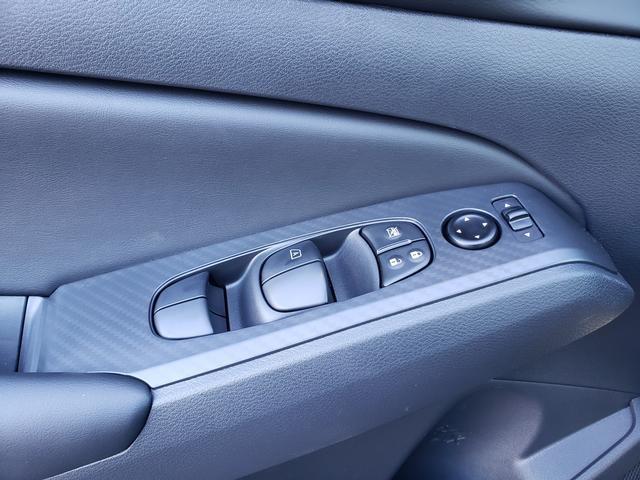 Photo of 2025 Gun Metallic Nissan Altima