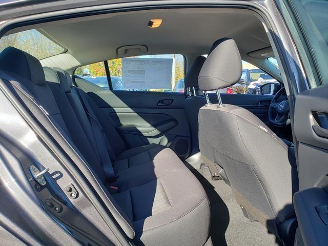Photo of 2025 Gun Metallic Nissan Altima