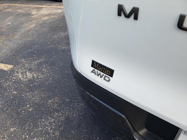 Photo of 2025 Everest White P Nissan Murano