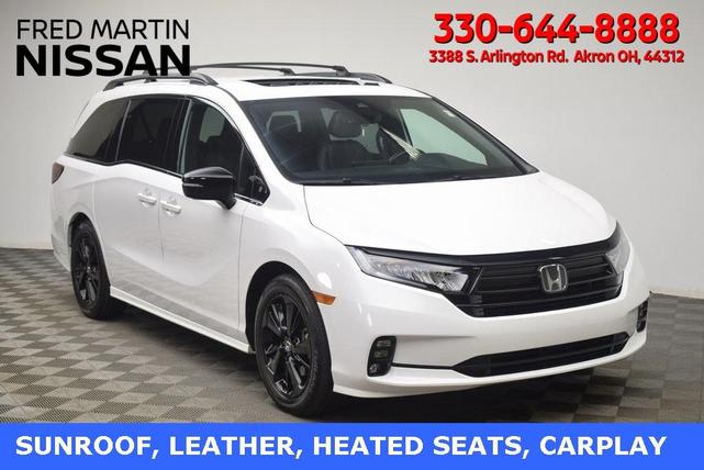 Photo of 2023 Platinum White Pearl Honda Odyssey