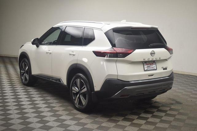 Photo of 2023 White Nissan Rogue