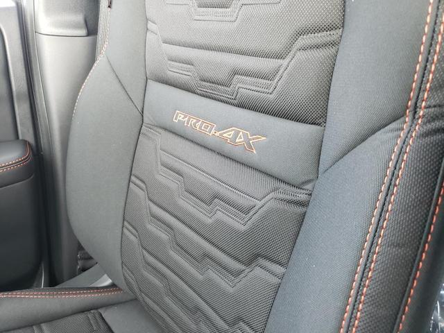 Photo of 2025 Glacier White Nissan Frontier