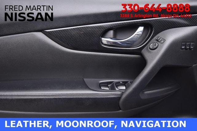 Photo of 2018 Caspian Blue Nissan Rogue