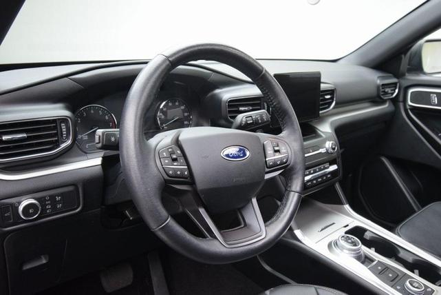 Photo of 2020 Blue Ford Explorer