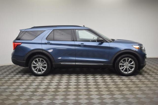 Photo of 2020 Blue Ford Explorer
