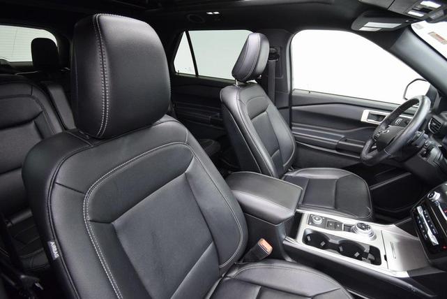 Photo of 2020 Blue Ford Explorer