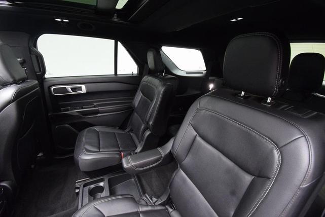 Photo of 2020 Blue Ford Explorer