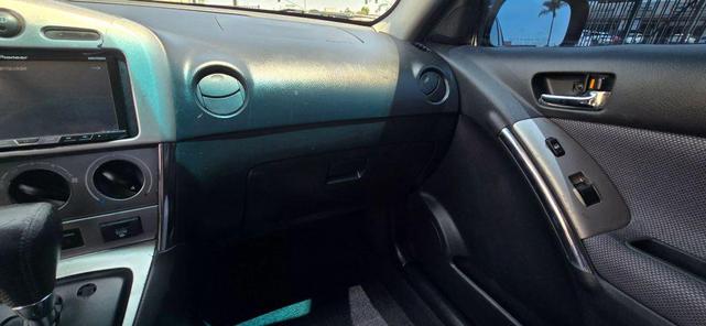 Photo of 2004 Red Toyota Matrix